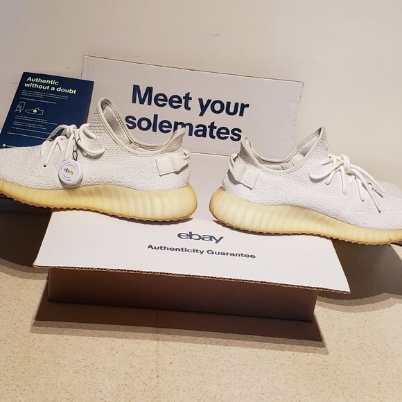 Adidas Yeezy 350 V2 Triple White Sneakers 11.5 Authentic in the Box W/Tags - VGC - Picture 7 of 9
